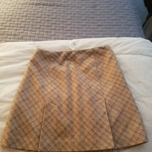 Ann Taylor Size 8 Skirt - Picture 1 of 2
